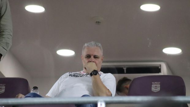 
	Marius Șumudică, în tribune la Rapid - Dinamo. Cum a fost filmat tehnicianul în timpul intonării imnului giuleștenilor
