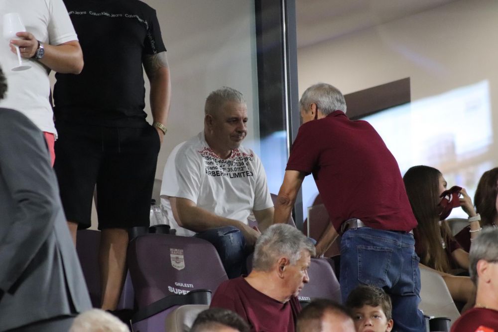 Și-au dat ignore! Unde s-a așezat Șumudică în Giulești la derby-ul Rapid - Dinamo_13