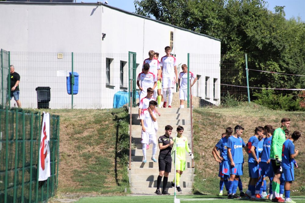 "Câini" de luptă! Dinamo și-a învins rivala FCSB în Liga de Tineret_14