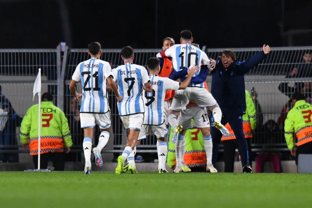 Debut în forță pentru Argentina în calificările pentru Cupa Mondială. Execuția spectaculoasă cu care Lionel Messi a adus victoria_2