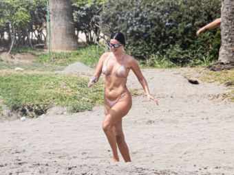 
	Senzația Mondialului, Ivana Knoll, surprinsă de paparazzi la plajă! Cum a apărut Miss Croația&nbsp;
