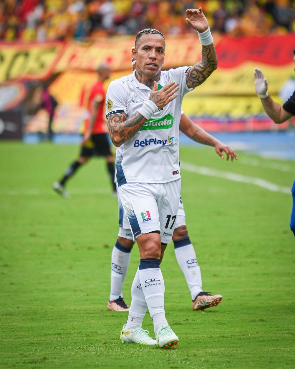 Dayro Moreno, ”un verdadero idolo”! La 38 de ani, fostul atacant al lui FCSB a învins azi de unul singur campioana: ”dublă” cu un gol în secunda 16_4