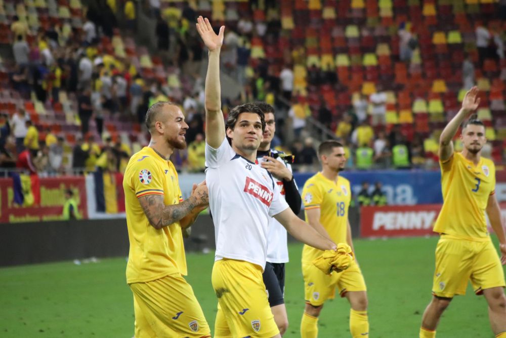 Jucătorii României s-au dus direct la ultrași după meciul cu Kosovo_2