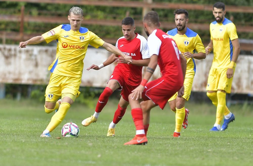 Se poate și invers: fotbalistul român Under 21 din Dubai a semnat cu un club din România! ” Îi prevăd un viitor frumos”_2