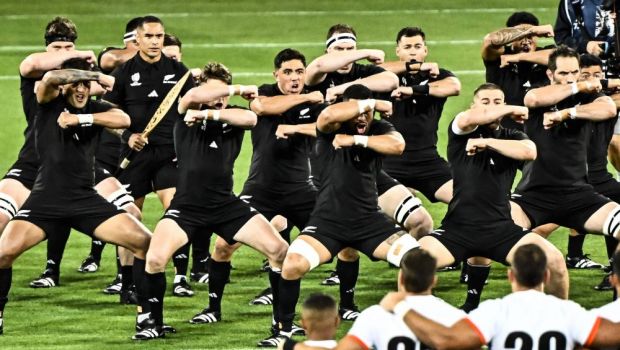 
	Haka All Blacks. Noua Zeelandă a zdrobit Namibia la Cupa Mondială de rugby. Cu ce scor s-a terminat meciul de la Toulouse + Imaginile care fac înconjurul lumii
