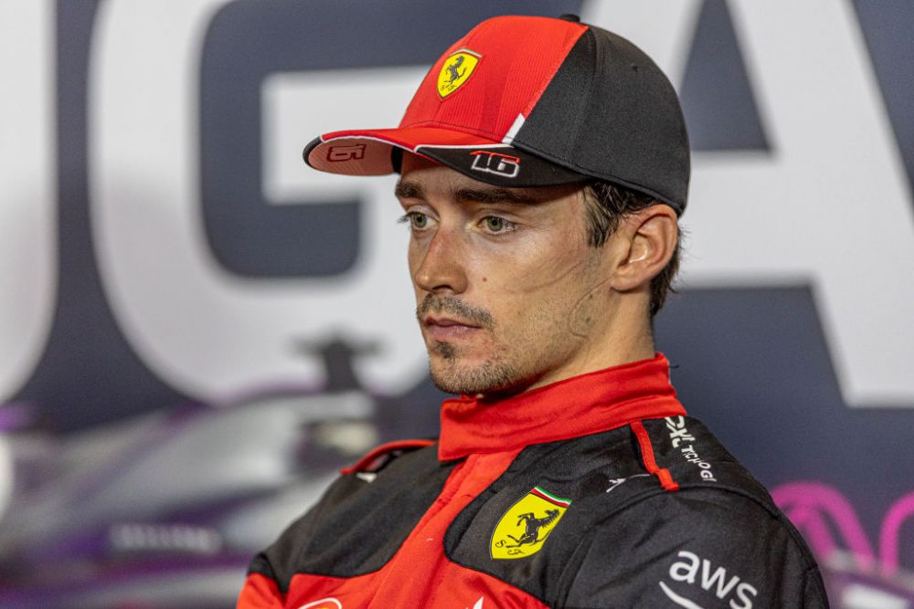 Al doilea pole-position consecutiv pentru Carlos Sainz! Surpriză uriașă: Verstappen pleacă de pe 11 la Marele Premiu de Formula 1 din Singapore _4