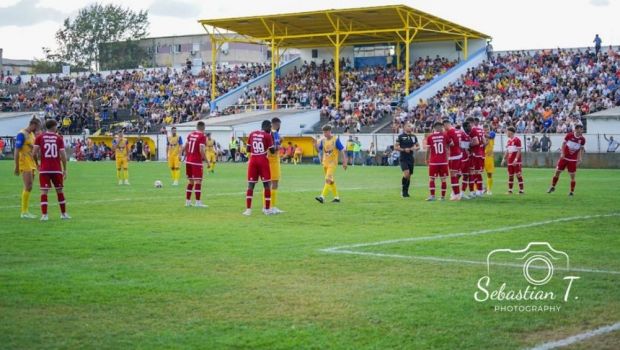 Din minunile fotbalului românesc: Olimpia MCMXXI Satu Mare &ndash; CSM Olimpia Satu Mare s-a jucat sâmbătă în Liga 3!