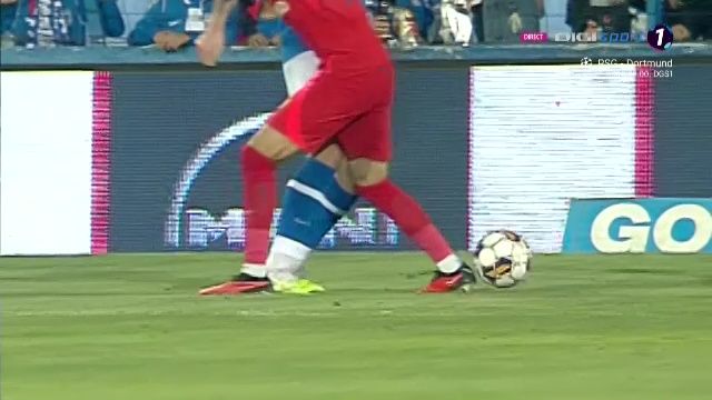 Fanii Farului au luat foc după penalty-ul primit de FCSB: Colțescu, înjurat ca la ușa cortului + pahare aruncate în teren _1