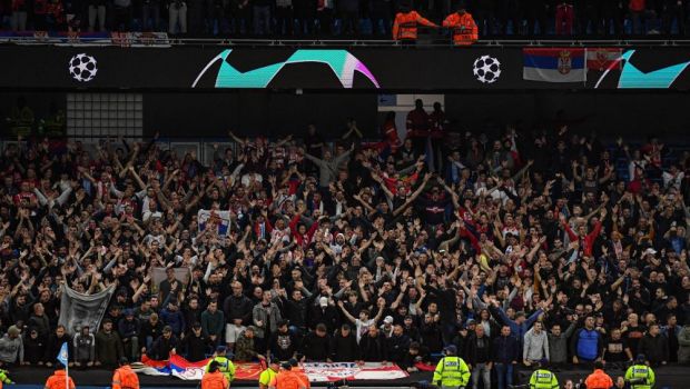 
	Ultrașii sârbi au ironizat-o pe Manchester City pe Etihad, dar au primit replica imediat
