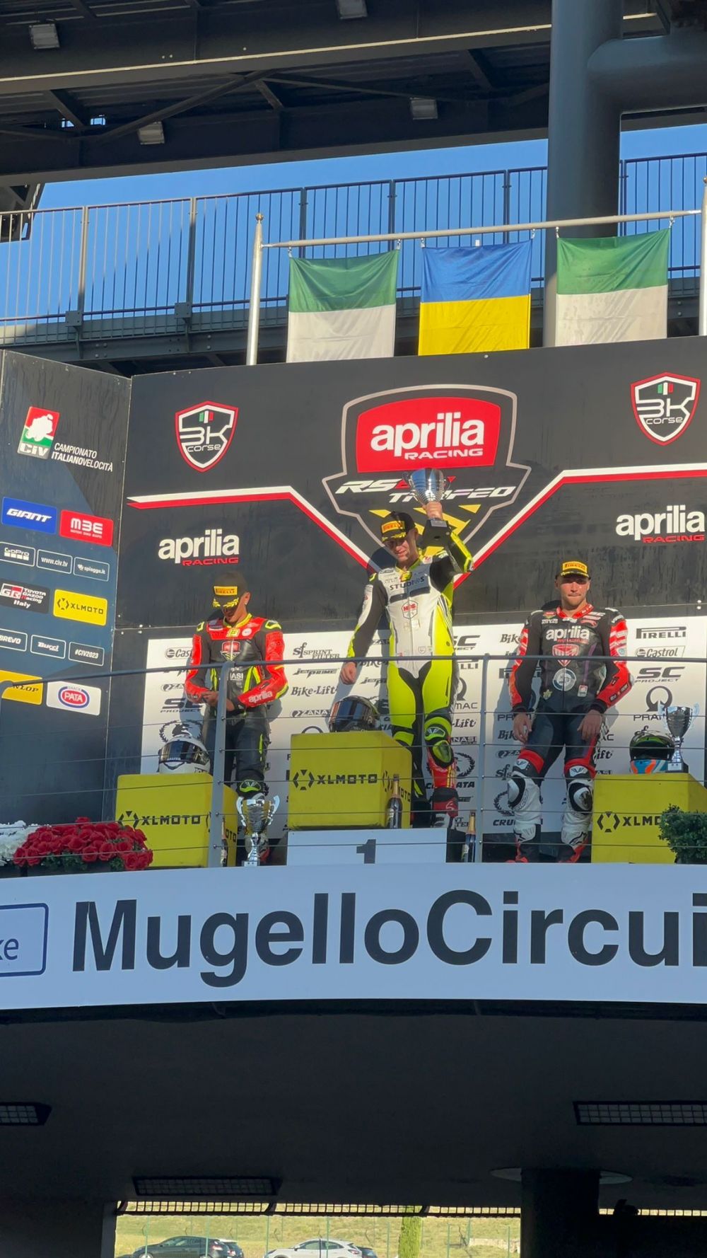 Jacopo Hosciuc, românul care visează să ajungă în Moto GP! Dublă victorie pe circuitul de la Mugello! „A fost unul dintre cele mai frumoase momente din cariera mea”_13