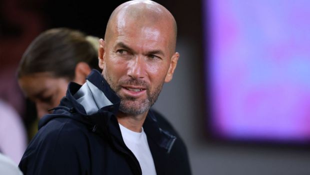 
	Zinedine Zidane și-a refuzat clubul de suflet! Oferta primită de antrenor&nbsp;
