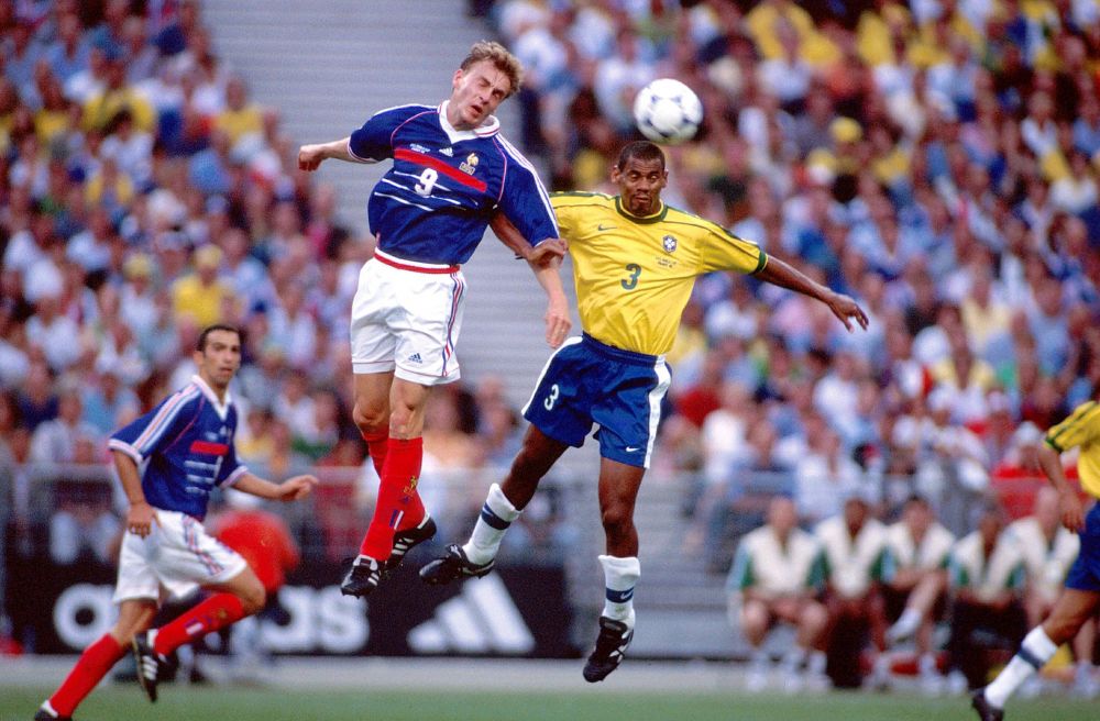 „Așa au trecut 17 ani!” Ce a ajuns să facă astăzi atacantul francez care a câștigat Mondialul în 1998_3