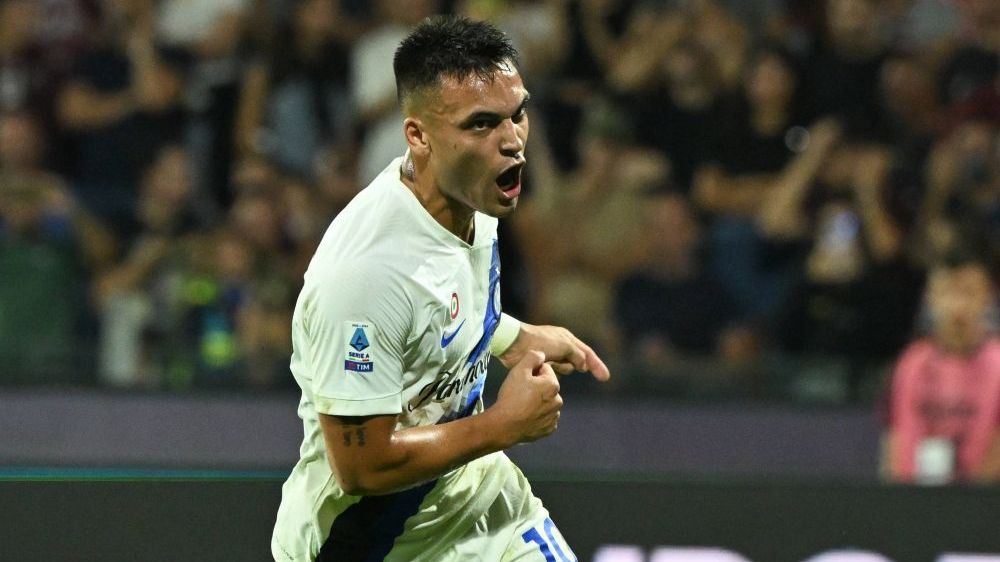 Lautaro poker face! Lautaro Martinez a intrat în istoria fotbalului italian după 4 goluri marcate în Salernitana - Inter Milano 0-4_2