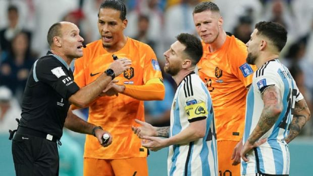 
	Mateu Lahoz dezvăluie ce s-a întâmplat după meciul cu 18 cartonașe, Argentina - Olanda: &quot;M-a sunat Messi&quot;
