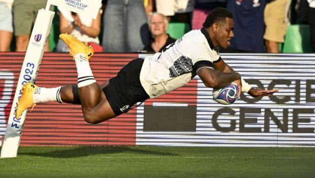 
	Tragedie la Cupa Mondială de rugby! Josua Tuisova din Fiji continuă în competiție, în ciuda decesului fiului său
