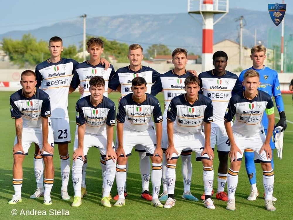 Echipa campioană cu 4 români titulari a debutat în UEFA Youth League! Unul a fost căpitan, altul a marcat_1