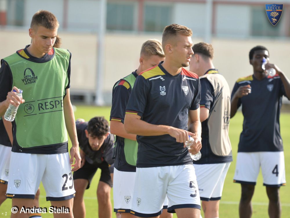 Echipa campioană cu 4 români titulari a debutat în UEFA Youth League! Unul a fost căpitan, altul a marcat_10