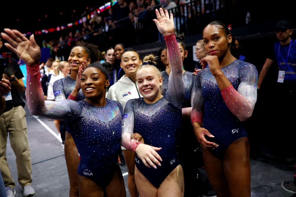 Dominație totală în gimnastica feminină! SUA a cucerit al șaptelea titlu mondial consecutiv, cifre impresionante pentru Simone Biles_1