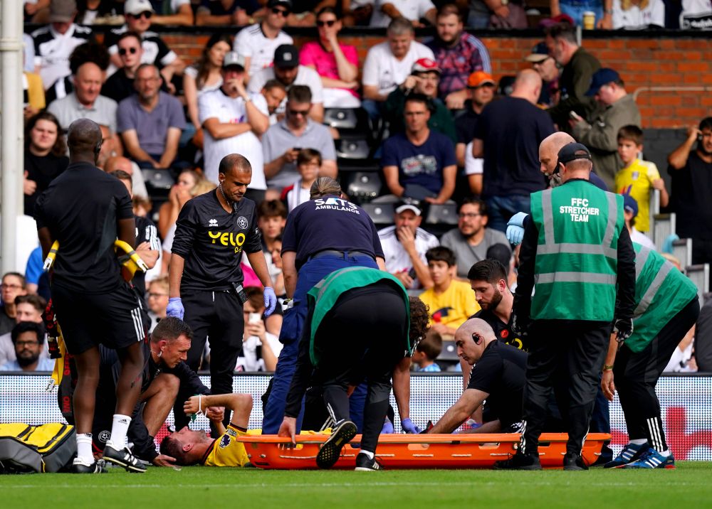 Accidentare horror în Premier League! A avut nevoie de oxigen după ce și-a rupt glezna pe teren! Imagini cu puternic impact emoțional _2