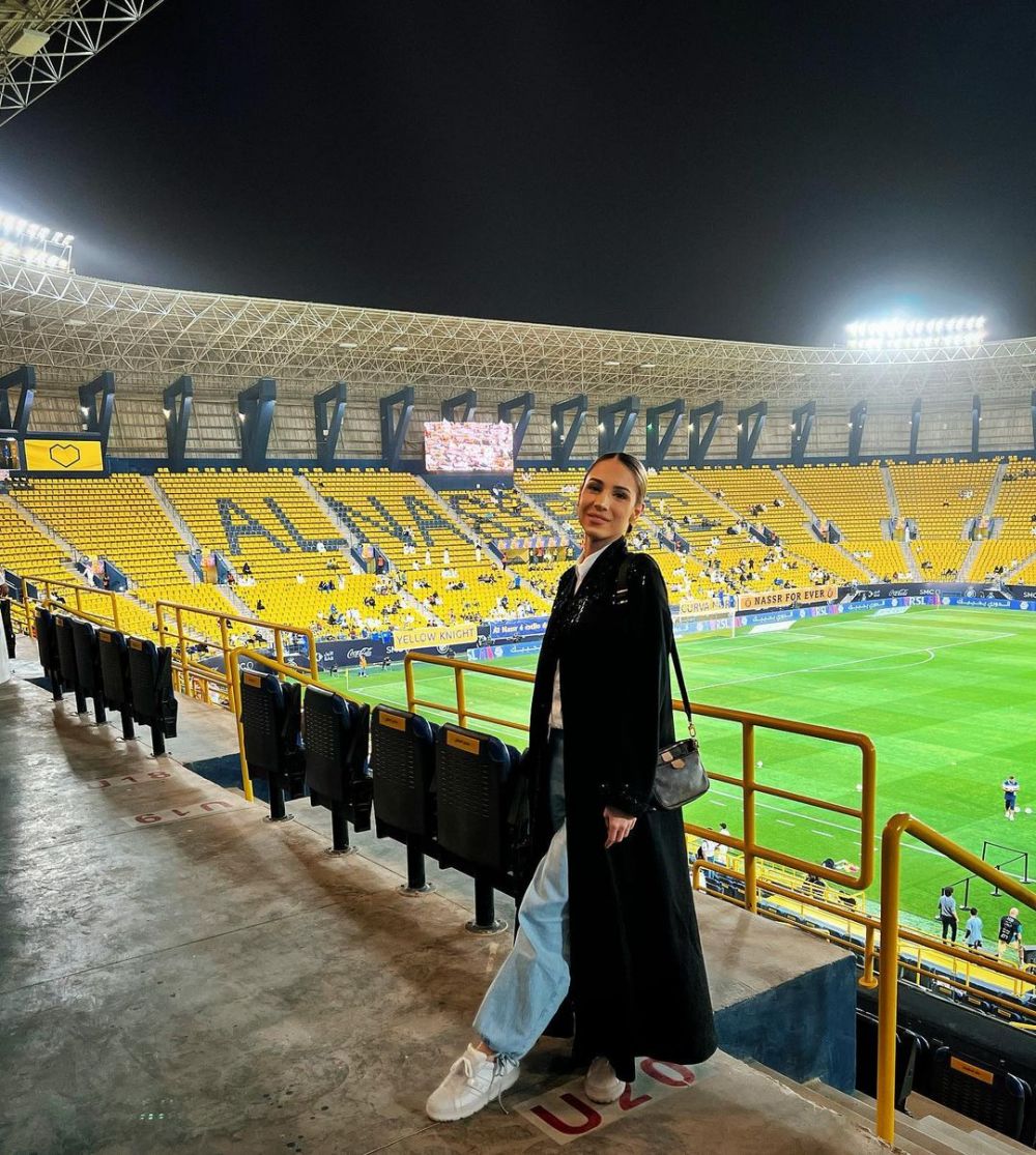 Fiica lui Marius Șumudică, protagonista unei ședințe foto spectaculoase. Fanii au lăudat-o imediat: "Miss Turcia"_36