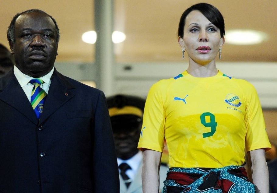 Cum arată Sylvia, soția franțuzoaică a dictatorului Ali Bongo, trimisă astăzi în închisoare de junta militară din Gabon_2