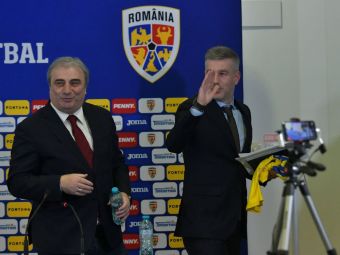 
	Gică Popescu nu l-a iertat pe Mihai Stoichiță pentru gestul făcut în timpul meciului cu Belarus: &quot;Am crezut că nu aud bine&quot;
