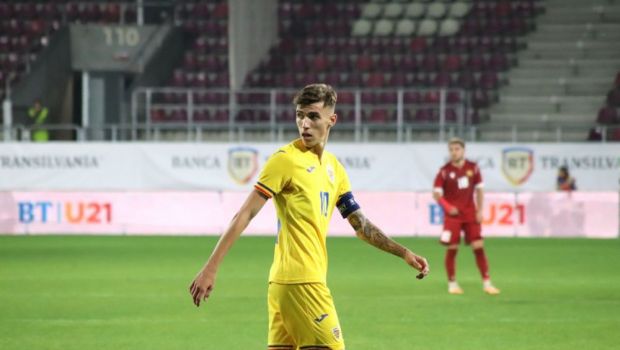 
	Tavi Popescu, înjurat din peluză, idolatrizat de copii, la primul meci cu banderola naționalei U21
