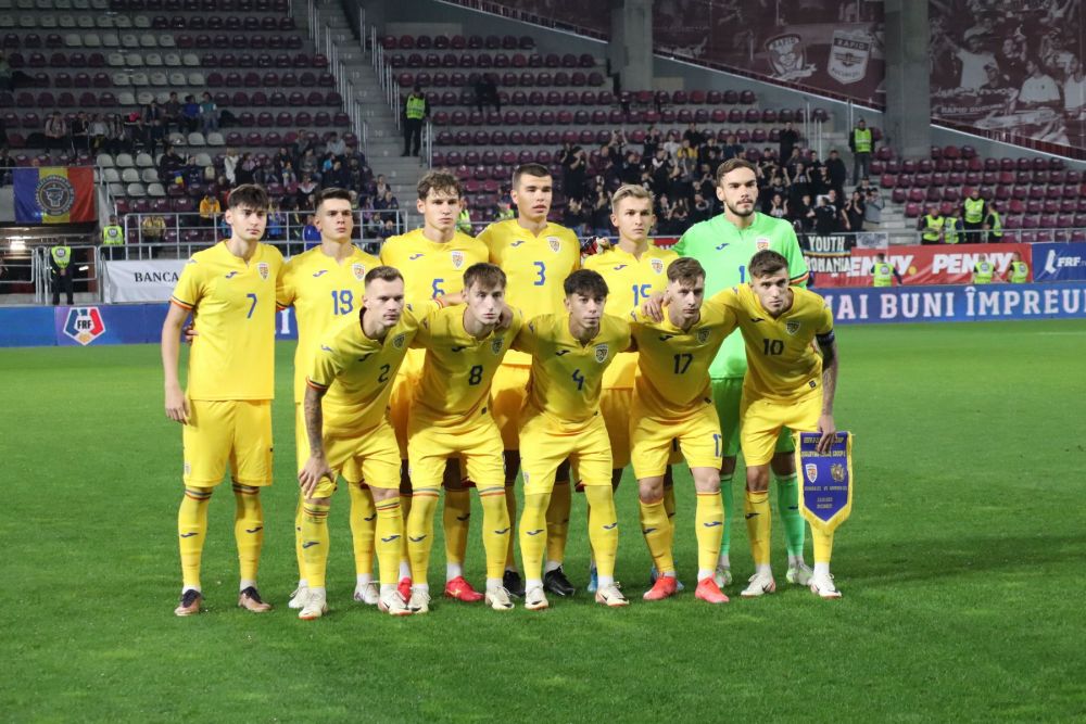 Tavi Popescu, înjurat din peluză, idolatrizat de copii, la primul meci cu banderola naționalei U21_6