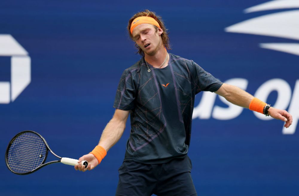 Faza zilei în tenis: Rublev și-a vărsat nervii pe un fotograf, înainte să piarda finala Mastersului de la Shanghai_9