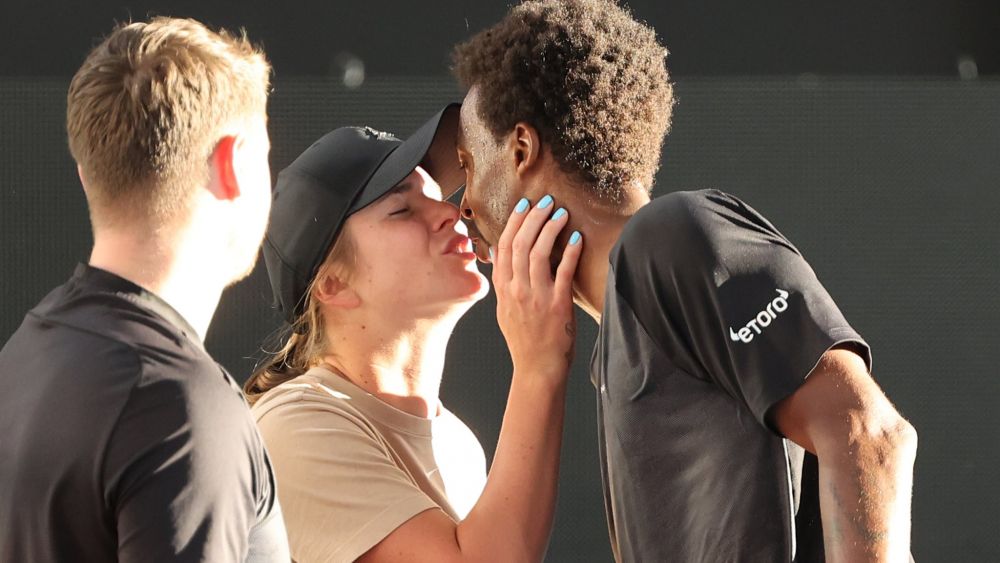 Gael Monfils, sărutat pe teren de Elina Svitolina: francezul a câștigat la Stockholm, după 12 ani_13