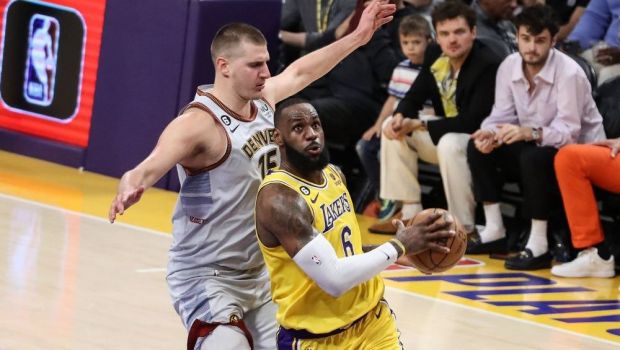 
	A început noul sezon din NBA! Cât s-a încheiat superduelul LeBron James vs Nikola Jokic din LA Lakers - Denver Nuggets
