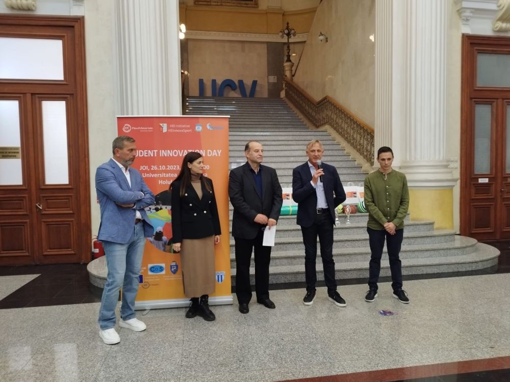Student Innovation Day! Universitatea din Craiova a organizat un eveniment și l-a invitat pe Emil Săndoi. "Am terminat două facultăți!"_8