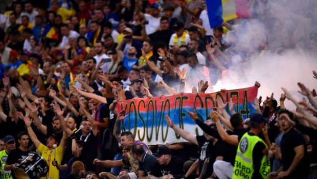 
	Anunțul făcut de ultrașii din &quot;Uniți Sub Tricolor&quot; înaintea meciurilor decisive ale naționalei României

