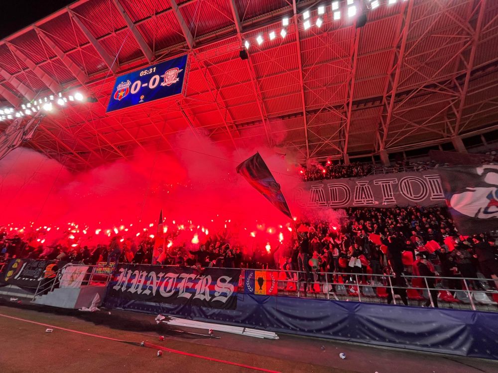 Atmosferă incendiară în Ghencea! Fanii Stelei au pregătit un show pirotehnic pentru derby-ul cu Rapid_1