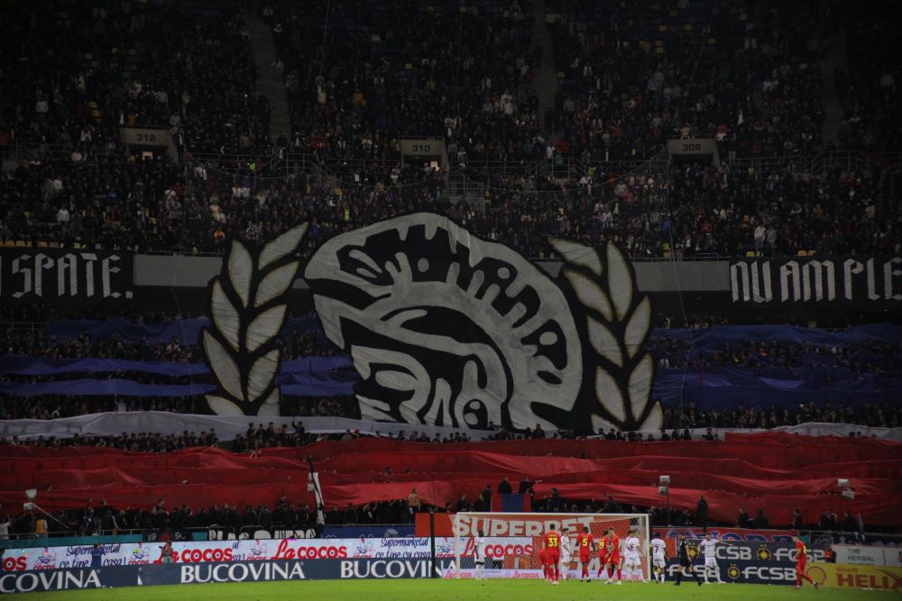 Galeria FCSB, banner cu venin în derby-ul cu Rapid + coregrafia splendidă din repriza secundă_3