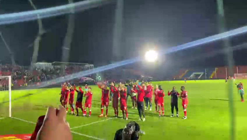 Imaginile bucuriei la Arad, după ce UTA a învins-o pe Dinamo București în prelungiri_8