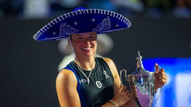 
	Prea bună! Iga Swiatek, 6-1, 6-0 cu Jessica Pegula, în finala Turneului Campioanelor: poloneza s-a îmbogățit la Cancun
