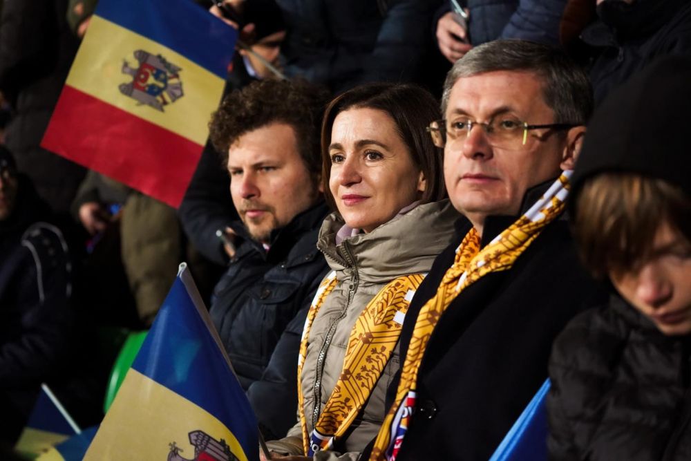 Maia Sandu pe stadion: ”Hai, Moldova!” vs Klaus Iohannis în Zanzibar_2