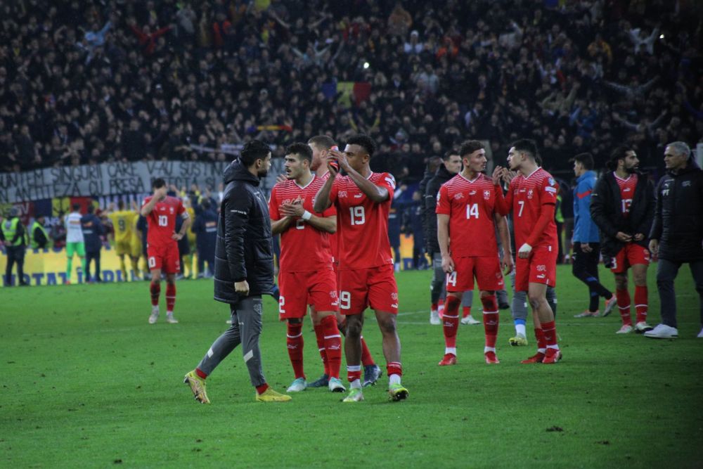 Gest frumos al fotbaliștilor Elveției, la finalul meciului cu România_3