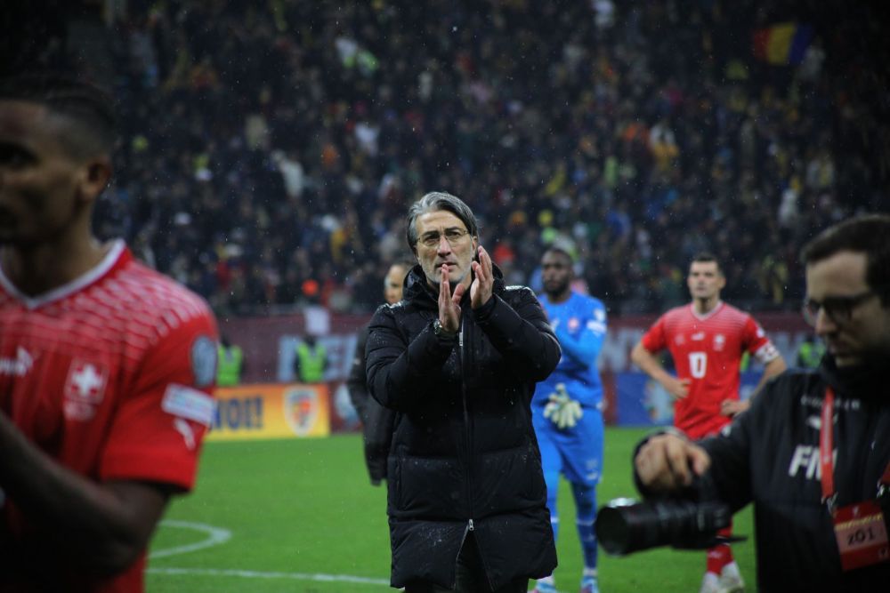 Gest frumos al fotbaliștilor Elveției, la finalul meciului cu România_25