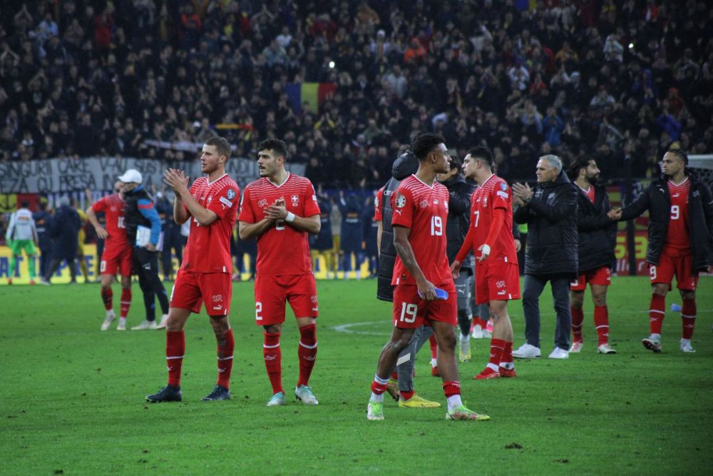Gest frumos al fotbaliștilor Elveției, la finalul meciului cu România_5