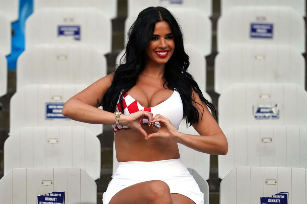 Ivana Knoll nu se dezminte după ce Croația s-a calificat la EURO 2024. Promisiunea celei mai cunoscute susținătoare a naționalei_50