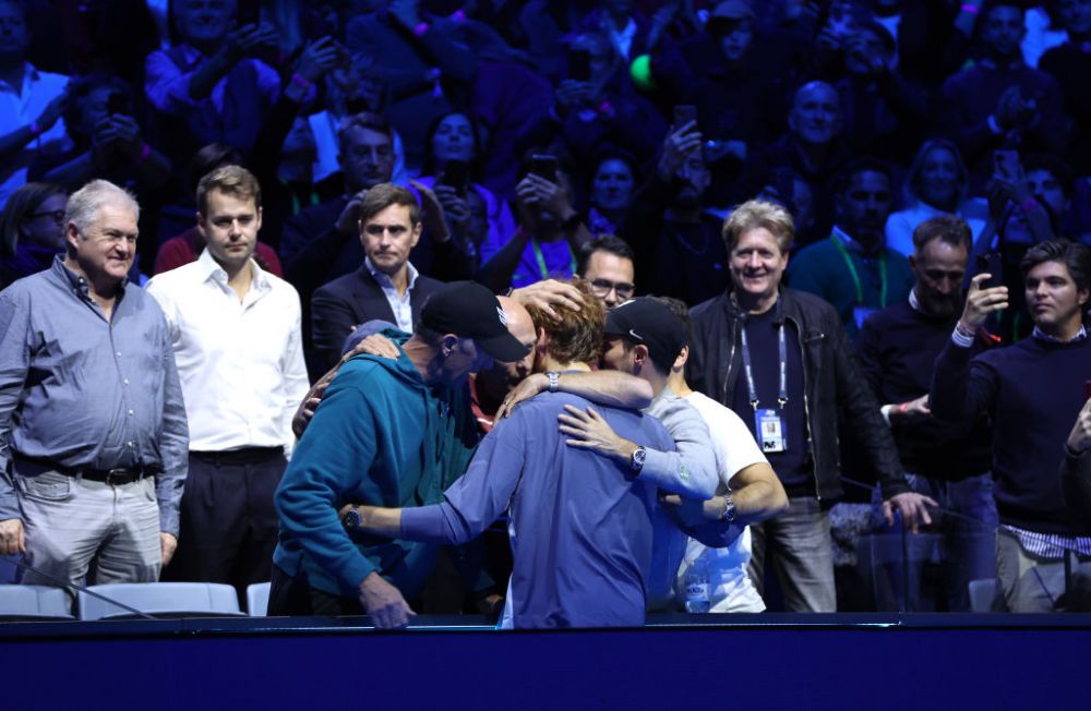 Djokovic, în genunchi. Italia tânărului Sinner învinge Serbia și se califică în finala Cupei Davis, după 25 de ani_9
