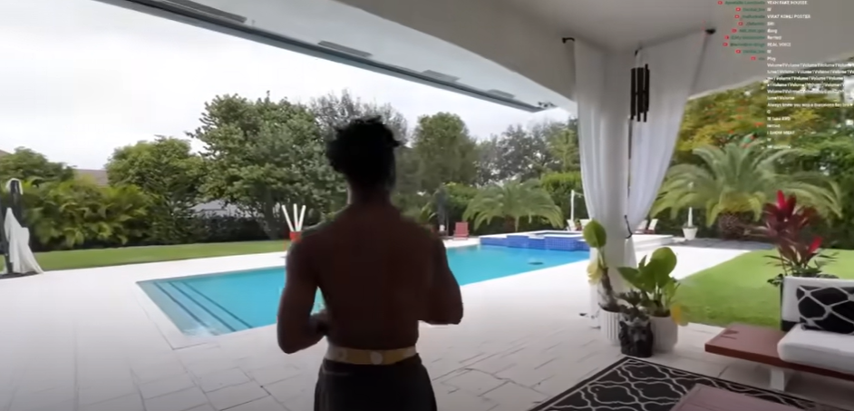 Celebrul YouTuber iShowSpeed și-a arătat casa de 10 milioane de dolari cumpărată la doar 18 ani! Cum arată vila fanului lui Cristiano Ronaldo_12