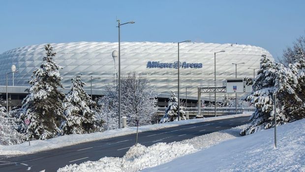 
	Meciul lui Bayern Munchen, amânat: &quot;E aproape imposibil să ajungi la stadion! Poliția recomandă să stați în case&quot;
