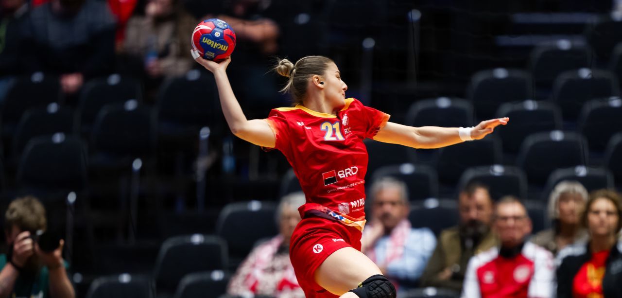 România - Serbia 37-28 (19-13) | Opriți planeta! Tricolorele au făcut un meci fără cusur la Campionatul Mondial de handbal feminin. Buceschi, MVP_1