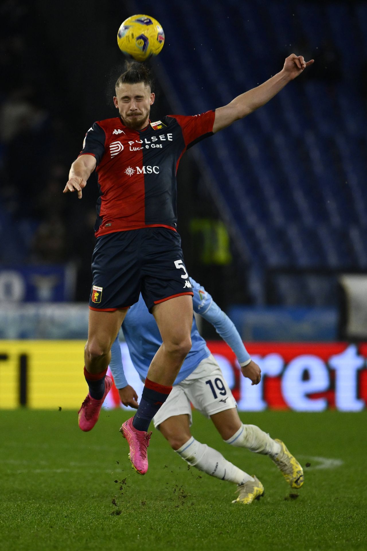 Notele lui Radu Drăgușin și George Pușcaș, eliminați după Lazio - Genoa 1-0: primul a greșit la gol, al doilea a jucat degeaba_1