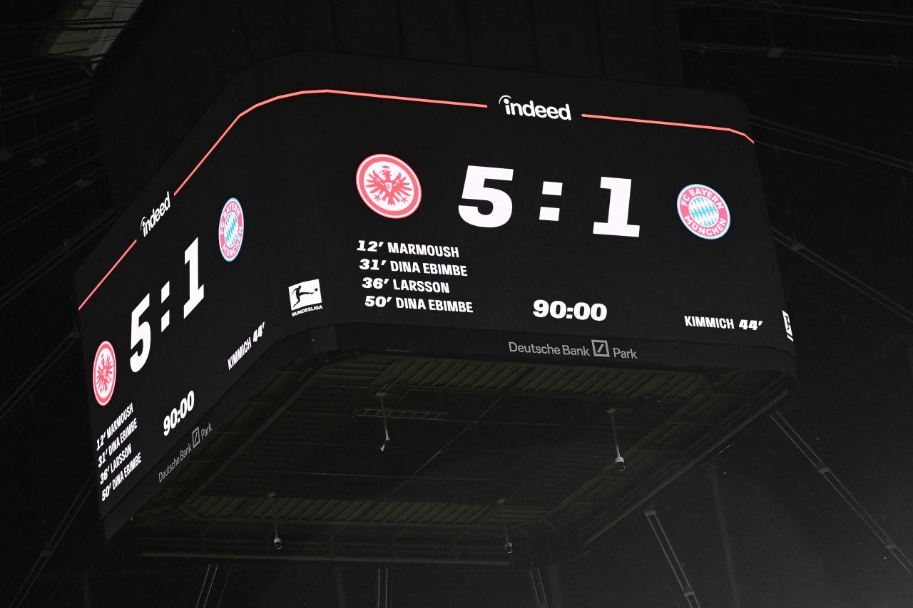 Bayern, demolată în Bundesliga: 1-5! Manuel Neuer, ironizat de suporteri_8