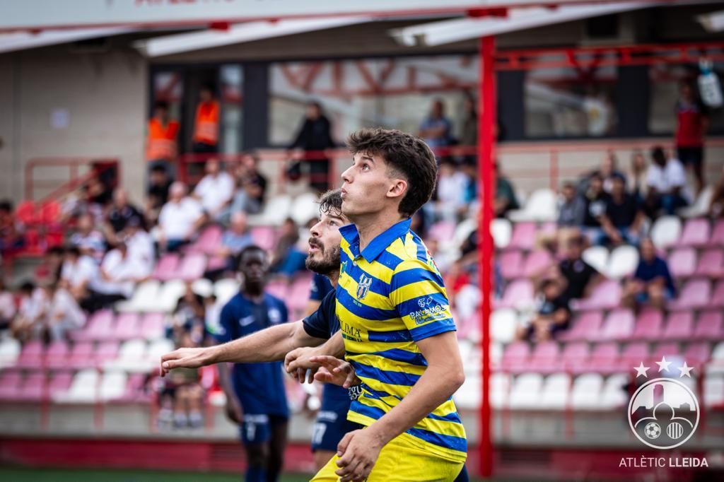Fotbalistul român de la Girona a vorbit cu Sport.ro despre echipa-miracol din La Liga: ”În el stă cheia succesului, iar ce se întâmplă acum este istorie!”_4