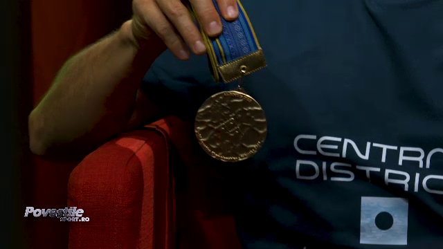 Constantin Popovici și-a prezentat medalia de campion mondial la Poveștile Sport.ro: ”Extraordinar de frumoasă”_5